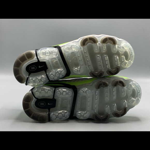 NEW Nike Air VaporMax 360 Size 11 CK2718-100 - Picture 5 of 6